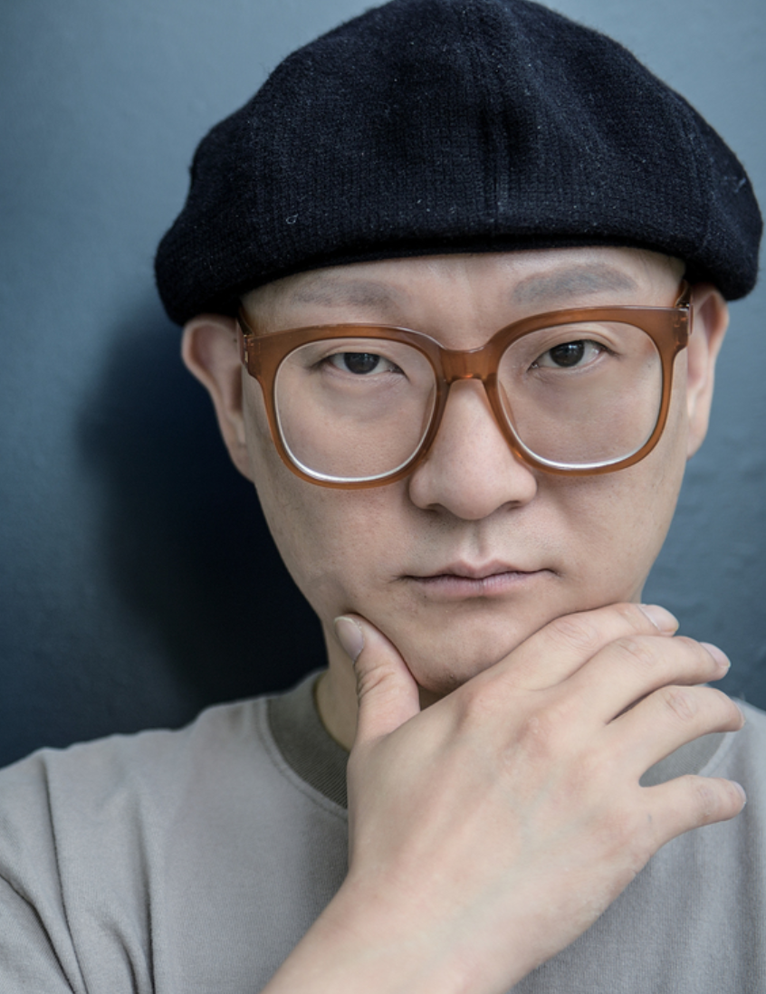 감독